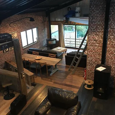 Holiday home Magnifique Loft Atypique Proche Gare Et Bord De Riviere Le Mans
